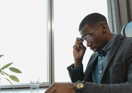 Digital Detox for Traders: Why Stepping Away From Screens Helps