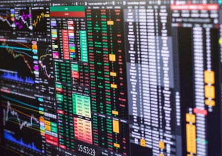 Hammer and Hanging Man Candlestick Patterns Explained