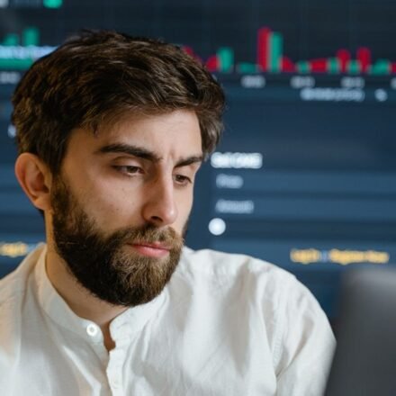 How Yoga and Trading Discipline Are More Connected Than You Think