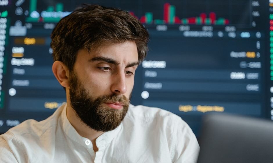 How Yoga and Trading Discipline Are More Connected Than You Think