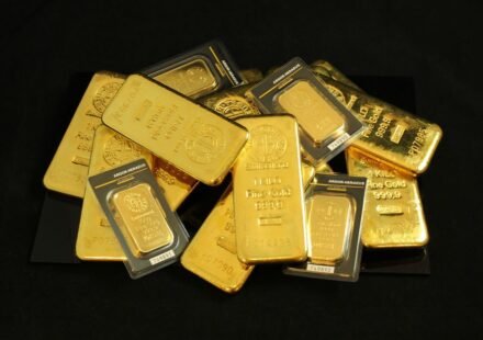 Why Gold Prices Rise During Global Uncertainty